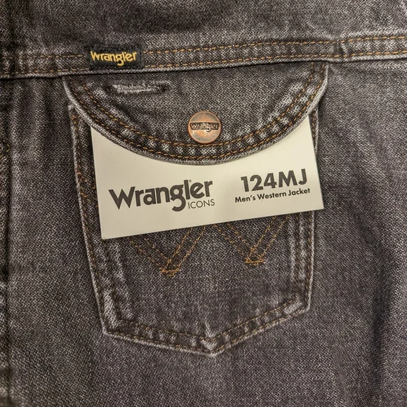 Wrangler Sherpa-Lined Denim Jacket - Picture 9 of 10